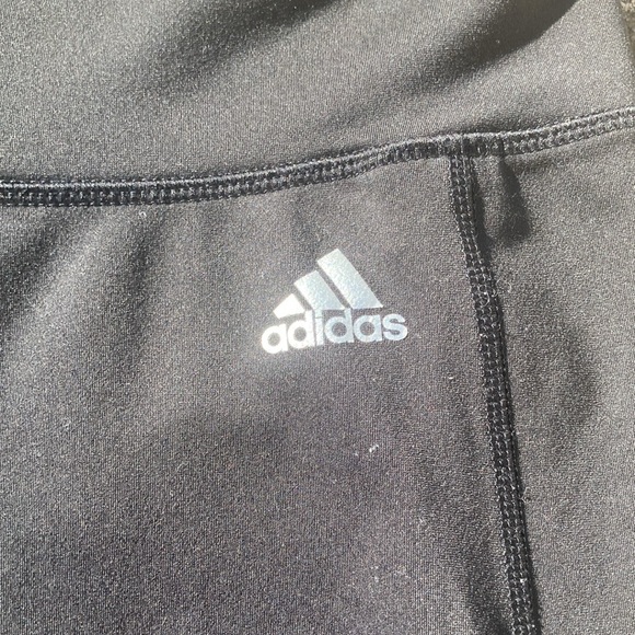 Adidas Black Cropped Leggings women’s size XL - Picture 2 of 8